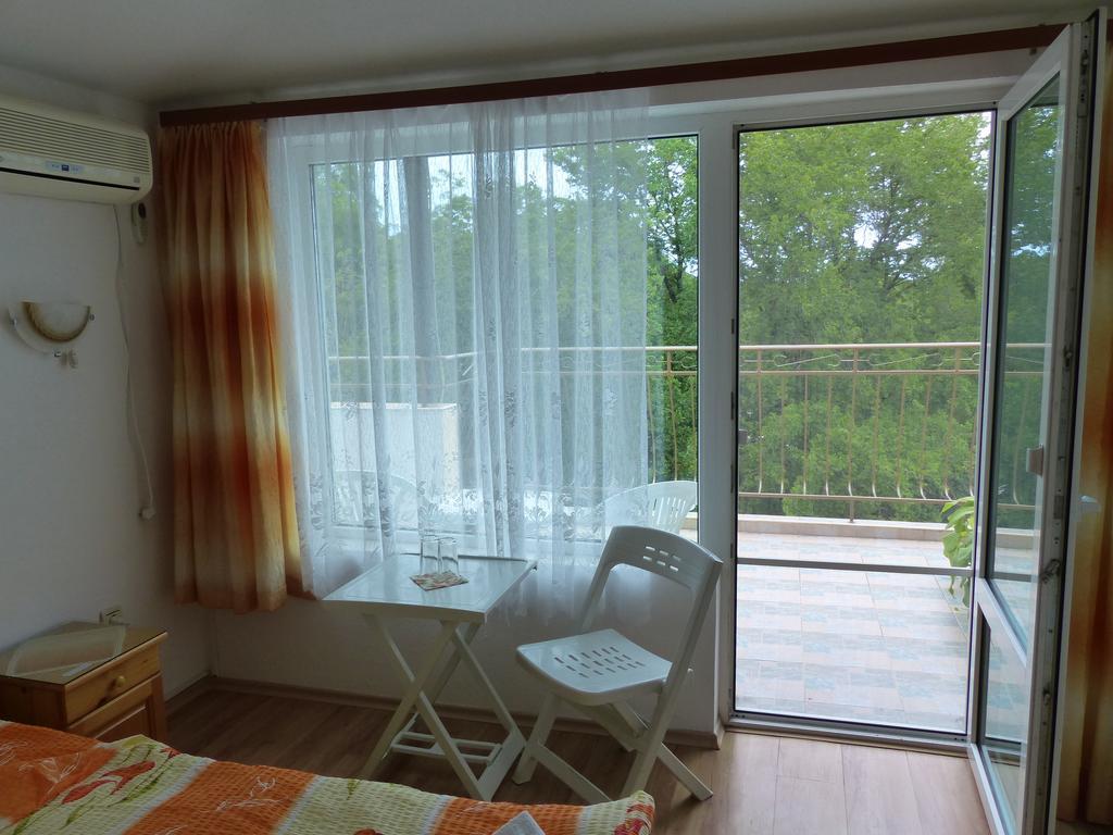 Sunhouse Rooms Carevo Kültér fotó