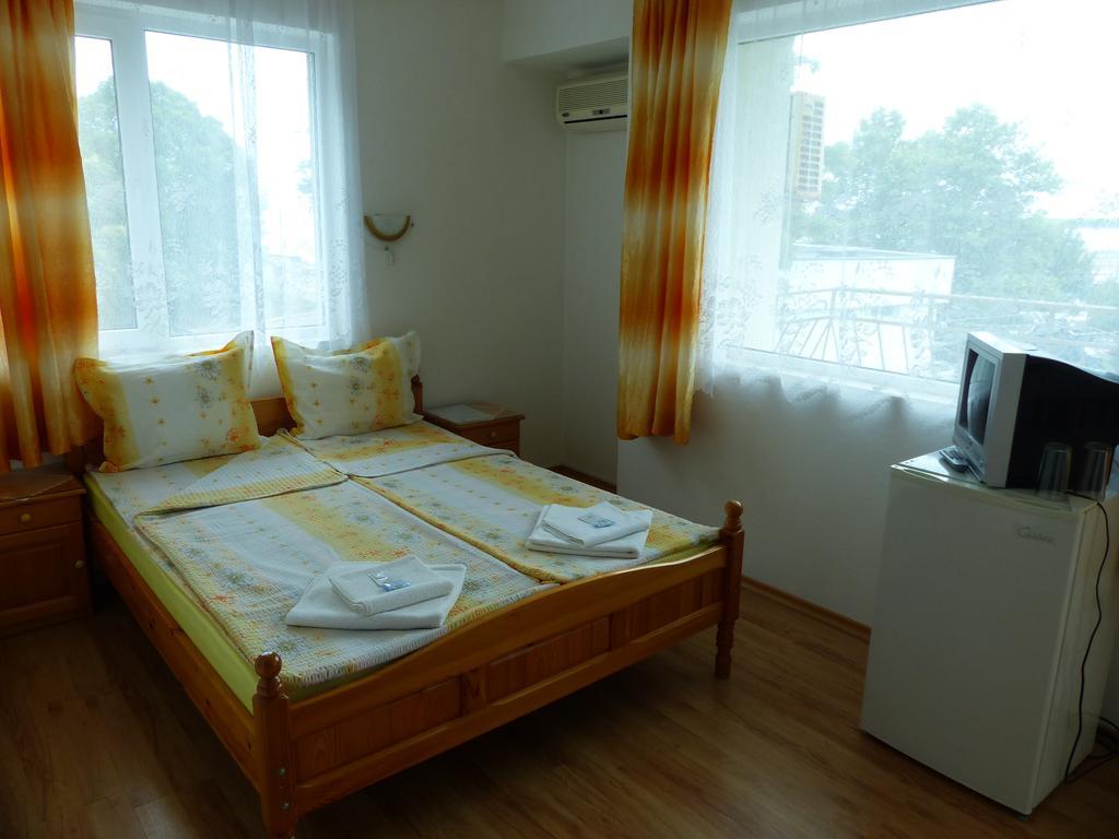 Sunhouse Rooms Carevo Kültér fotó