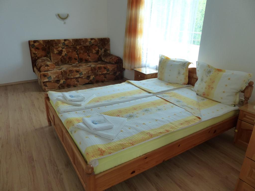 Sunhouse Rooms Carevo Kültér fotó