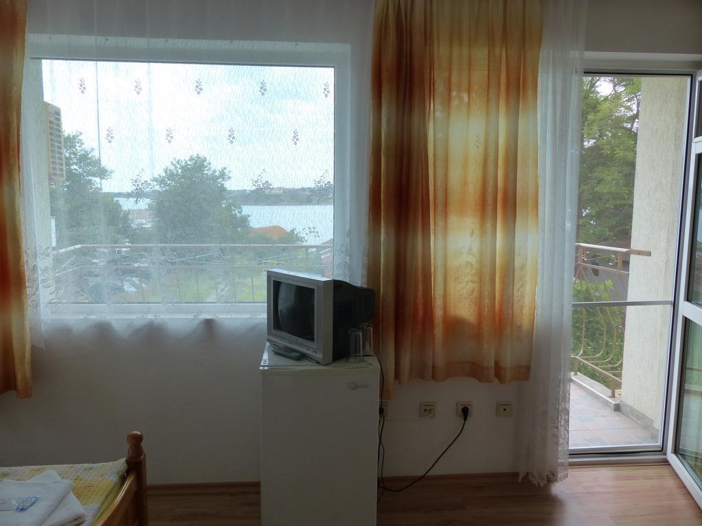 Sunhouse Rooms Carevo Kültér fotó