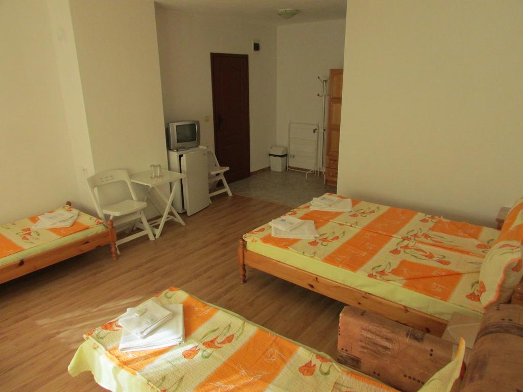 Sunhouse Rooms Carevo Kültér fotó