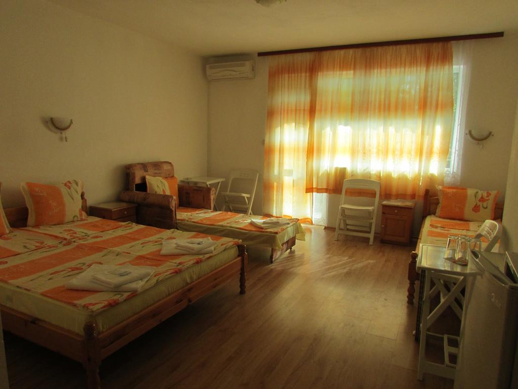 Sunhouse Rooms Carevo Kültér fotó