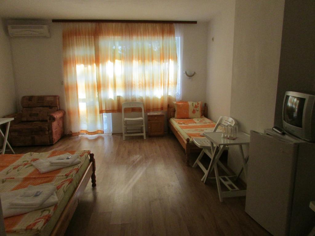 Sunhouse Rooms Carevo Kültér fotó