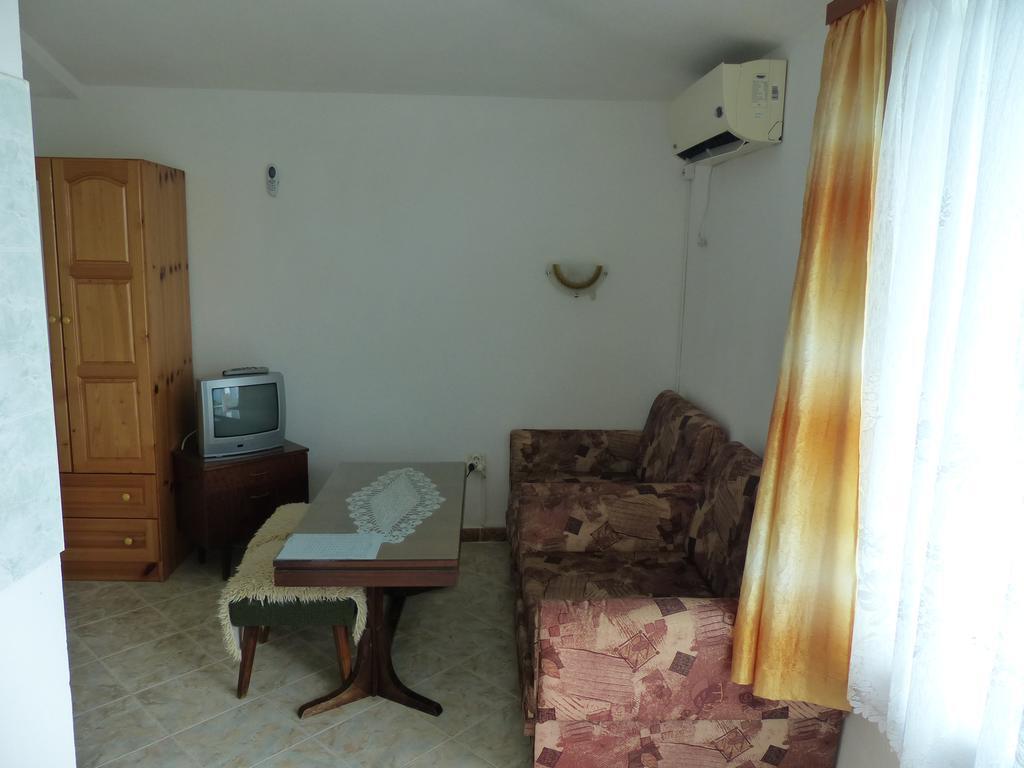 Sunhouse Rooms Carevo Kültér fotó